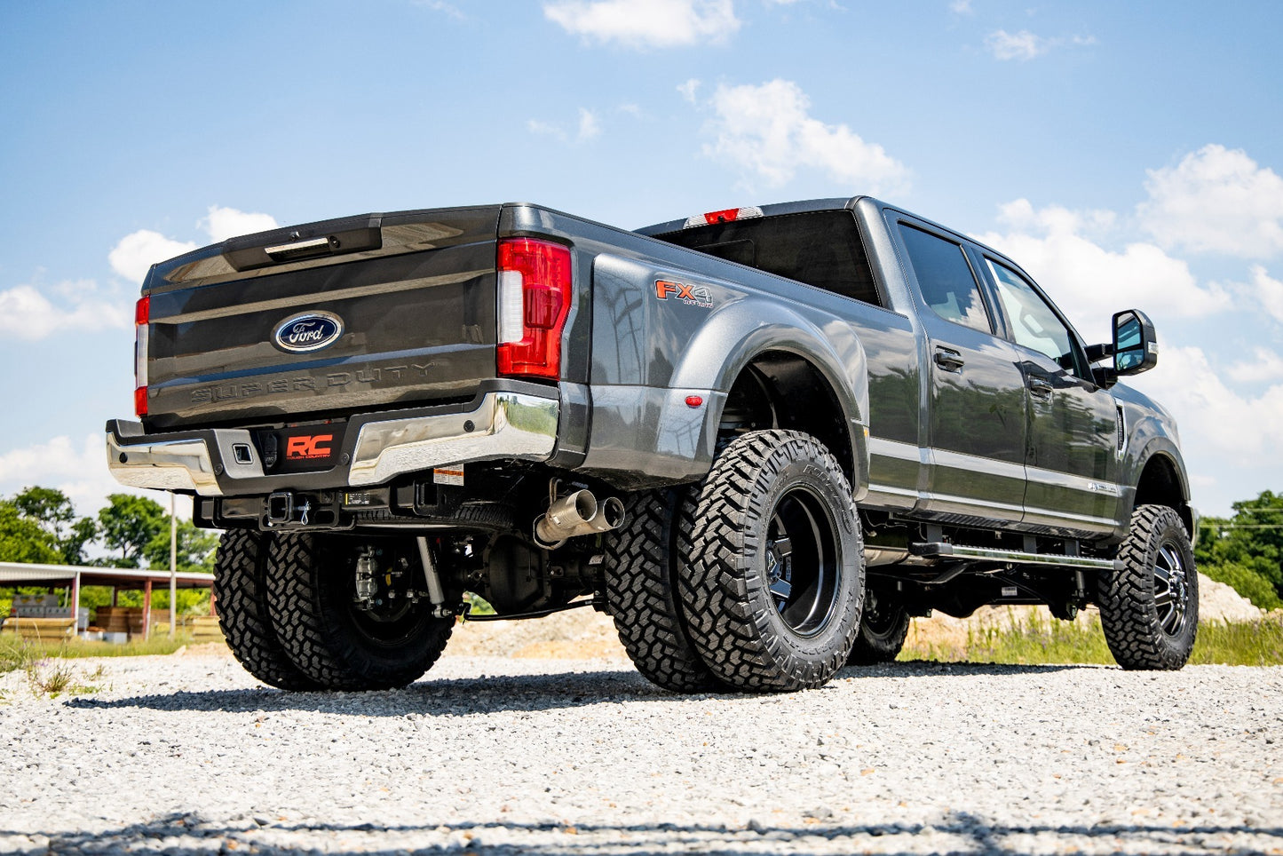Fits Ford F-350 SD 4WD (2017-2022) 4.5" Lift Kit; Dually; Vertex; 55950