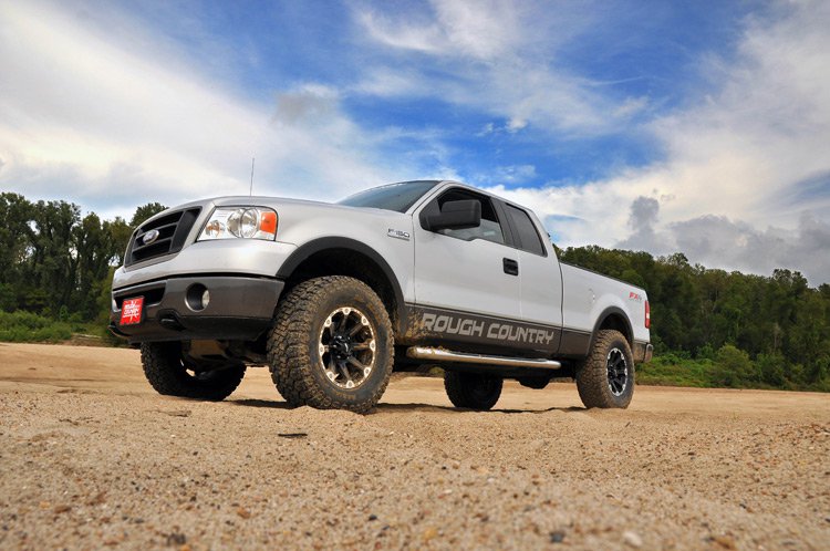 Fits Ford F-150 2WD (2004-2008) 2.5 Inch Lift Kit; N3 Struts/N3; 57032