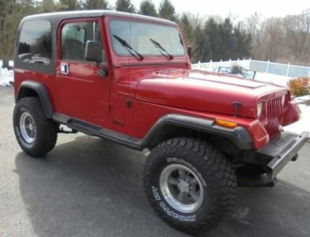 Fits Jeep Wrangler YJ 4WD (1987-1995) 2.5 Inch Lift Kit; V2; 61570