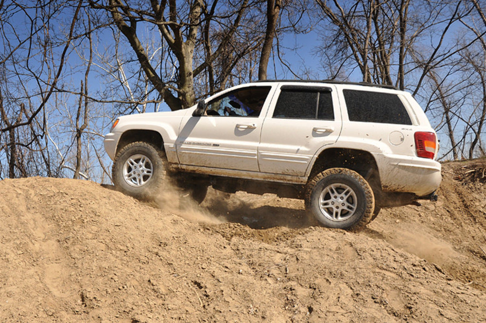 Fits Jeep Grand Cherokee WJ 2WD/4WD (1999-2004) 4 Inch Lift Kit; X-Series; 639P