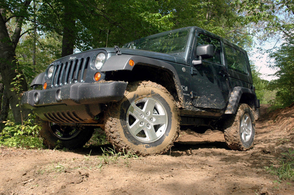 Fits Jeep Wrangler JK/Wrangler Unlimited (2007-2018) 1.75 Inch Lift Kit; 651
