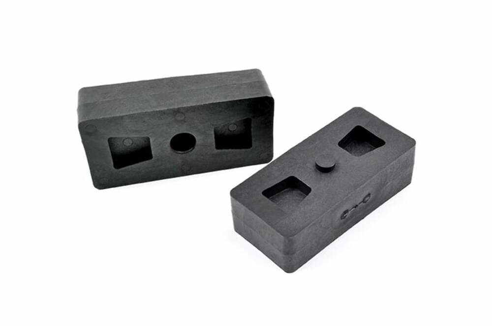 Fits Multiple Makes & Models (Chevy/GMC/Toyota) Lift Block Kit; Pair; 1.5"; 6591