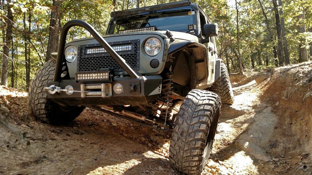 Fits Jeep Wrangler Unlimited 2&4WD (2007-2018) 4" Lift Kit; X-Series; M1; 67440