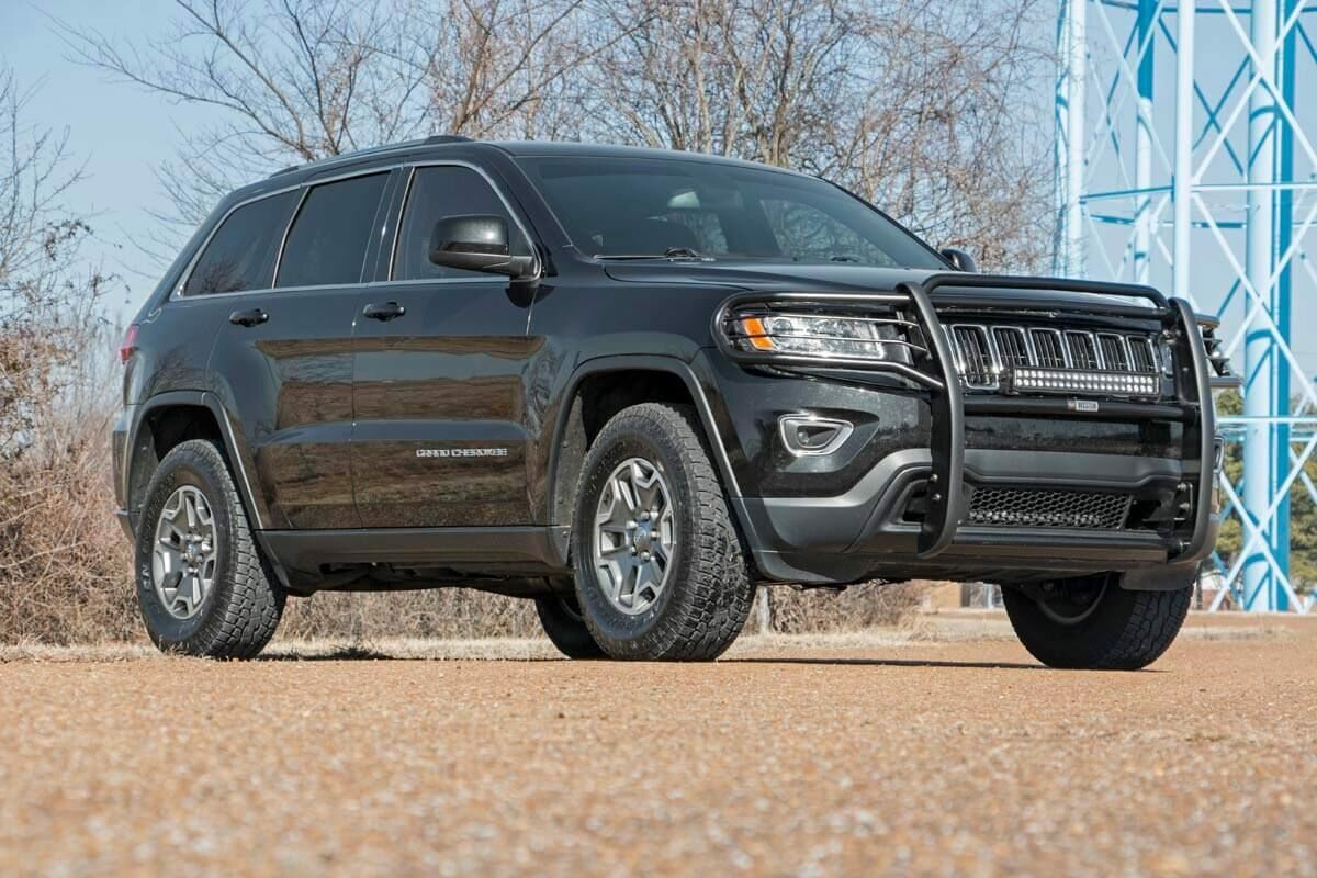 Fits Jeep Grand Cherokee WK2 2WD/4WD (2011-2022) 2 Inch Leveling Kit; 67800