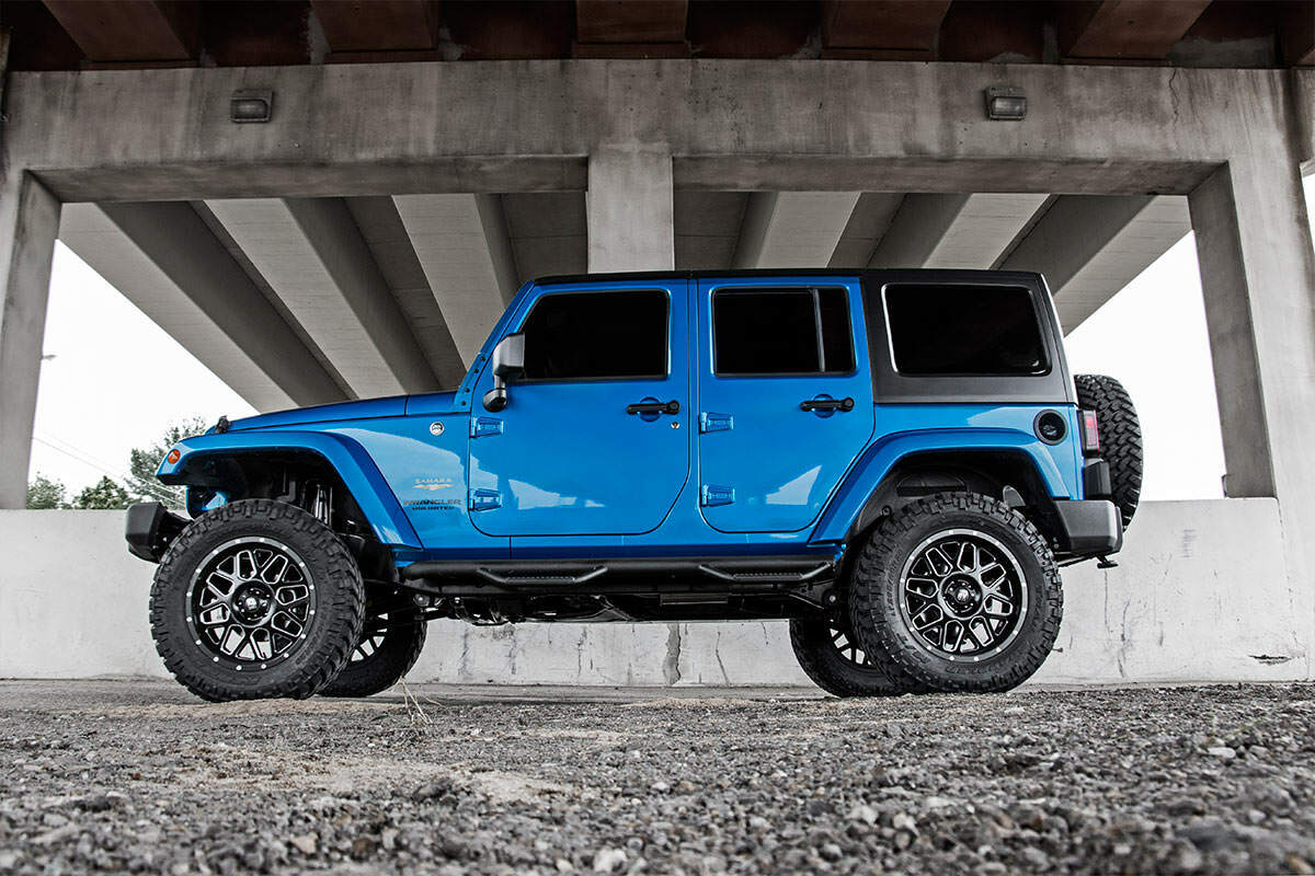 Fits Jeep Wrangler Unlimited 2WD/4WD (2007-2018) 3.5 Inch Lift Kit; 69430