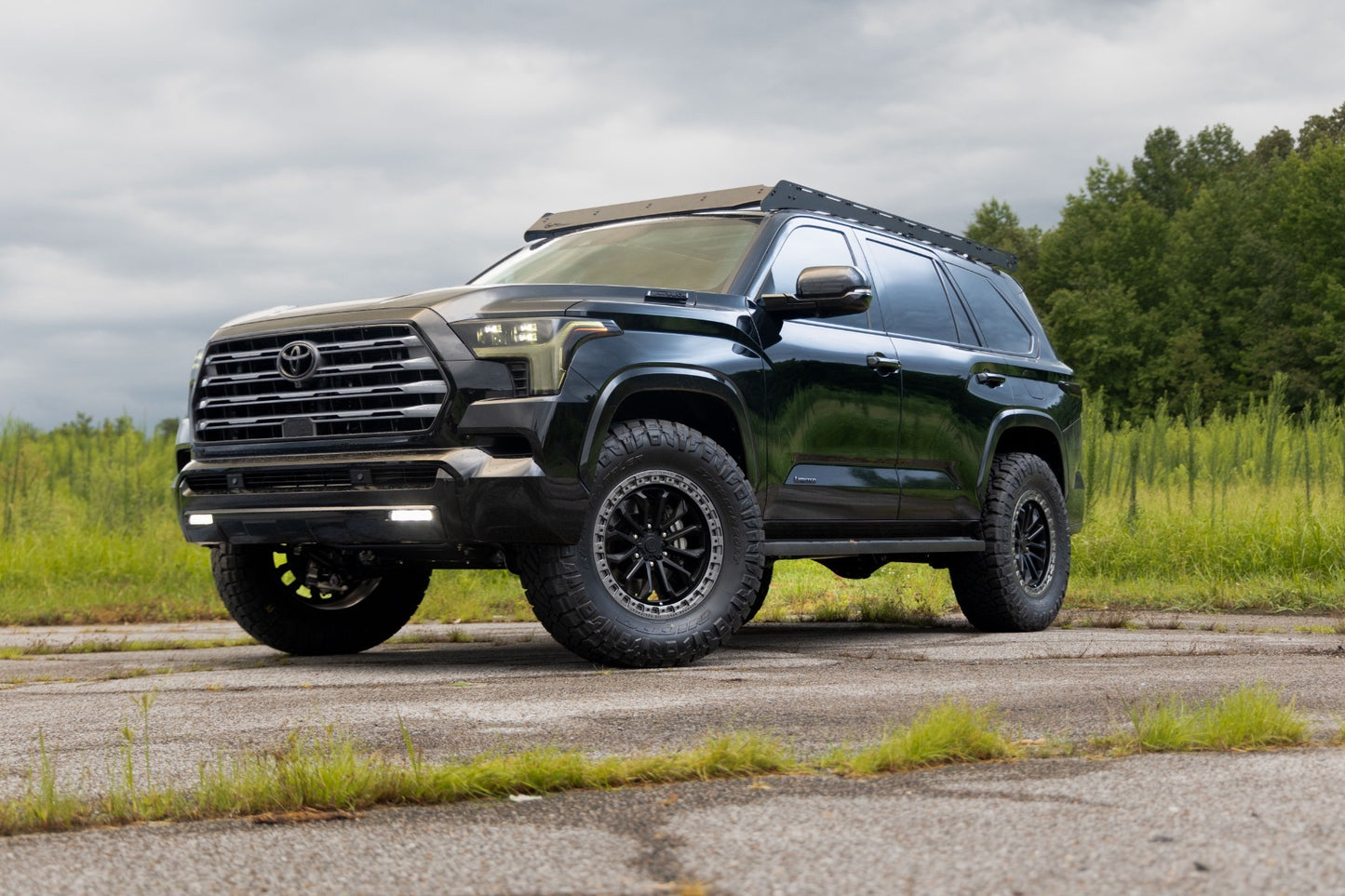 Fits Toyota Sequoia 4WD (2023-2024) 3.5 Inch Lift Kit; 70330_A