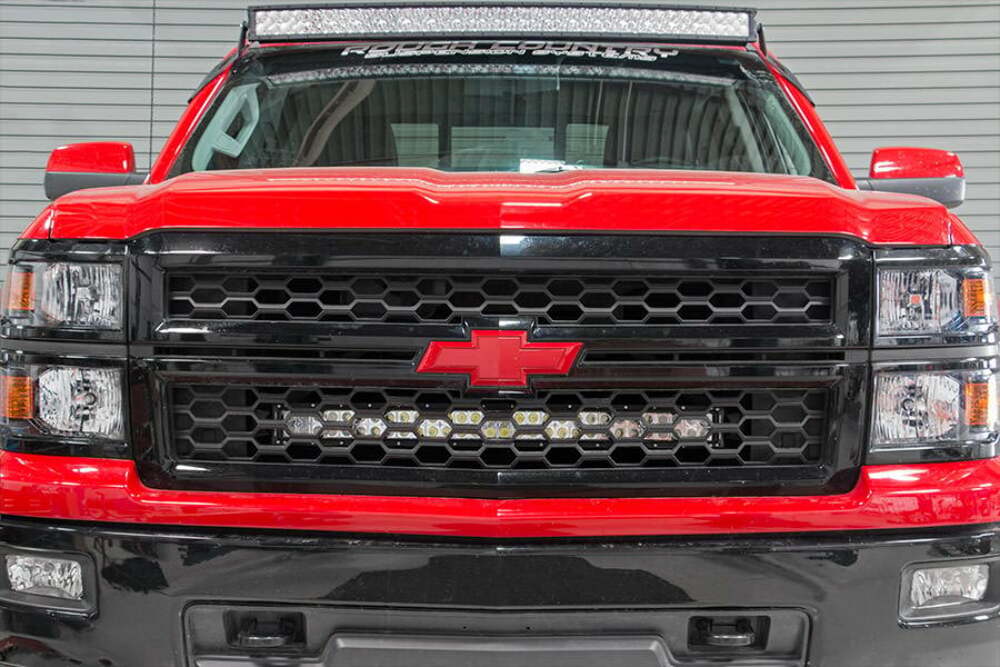 Fits Silverado 1500(14-15) LED Light Behind Grille Mount 30" Black 70624