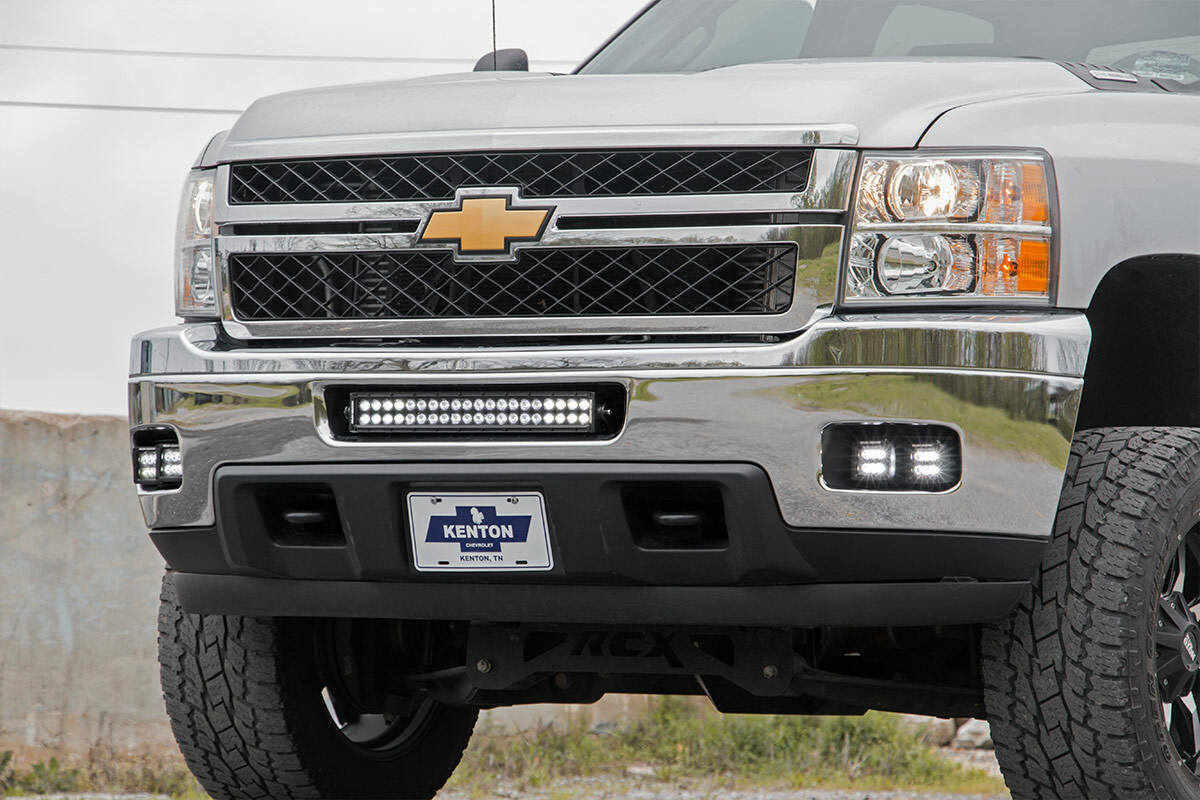 Fits Silverado 2500 HD/3500 HD(11-14) LED Light Fog Mount 2" Black Pair 70628DRL