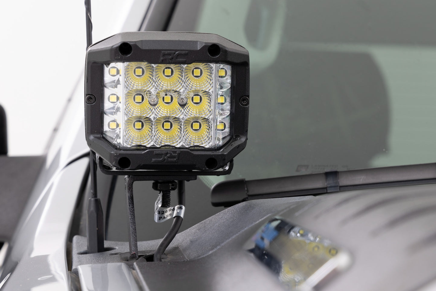 Fits Chevy 1500 & Chevy 2500HD (07-14) LED Light Ditch Mount 3" OSRAM Wide 71062