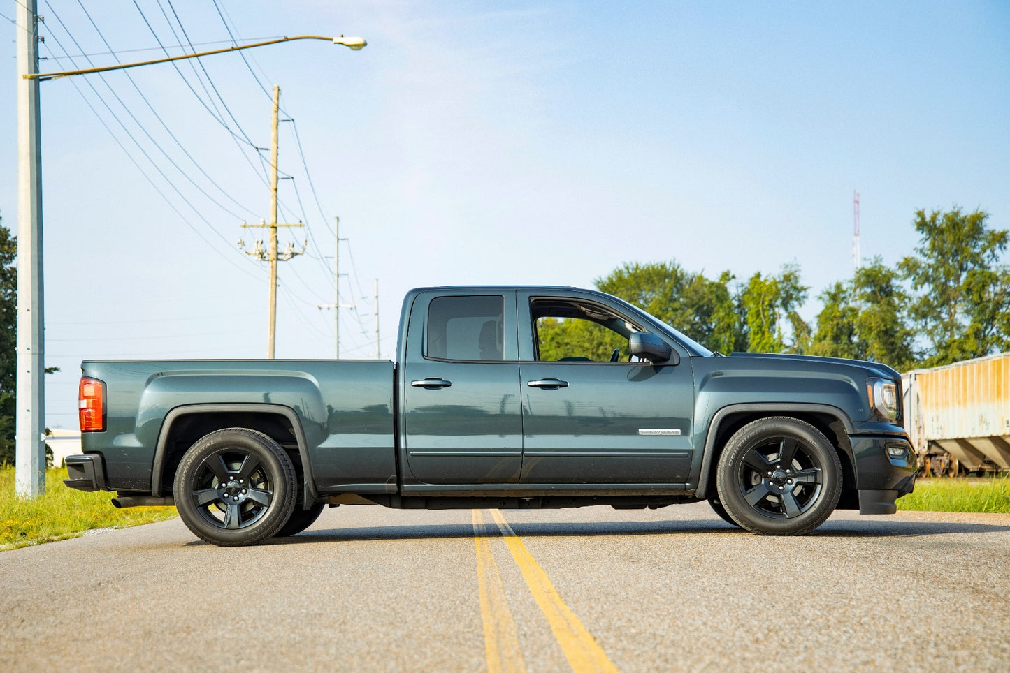 Fits Chevy 1500(14-18) 2" Lowering 4" Rear Lowering Alum/Stamped Knuckle 71630