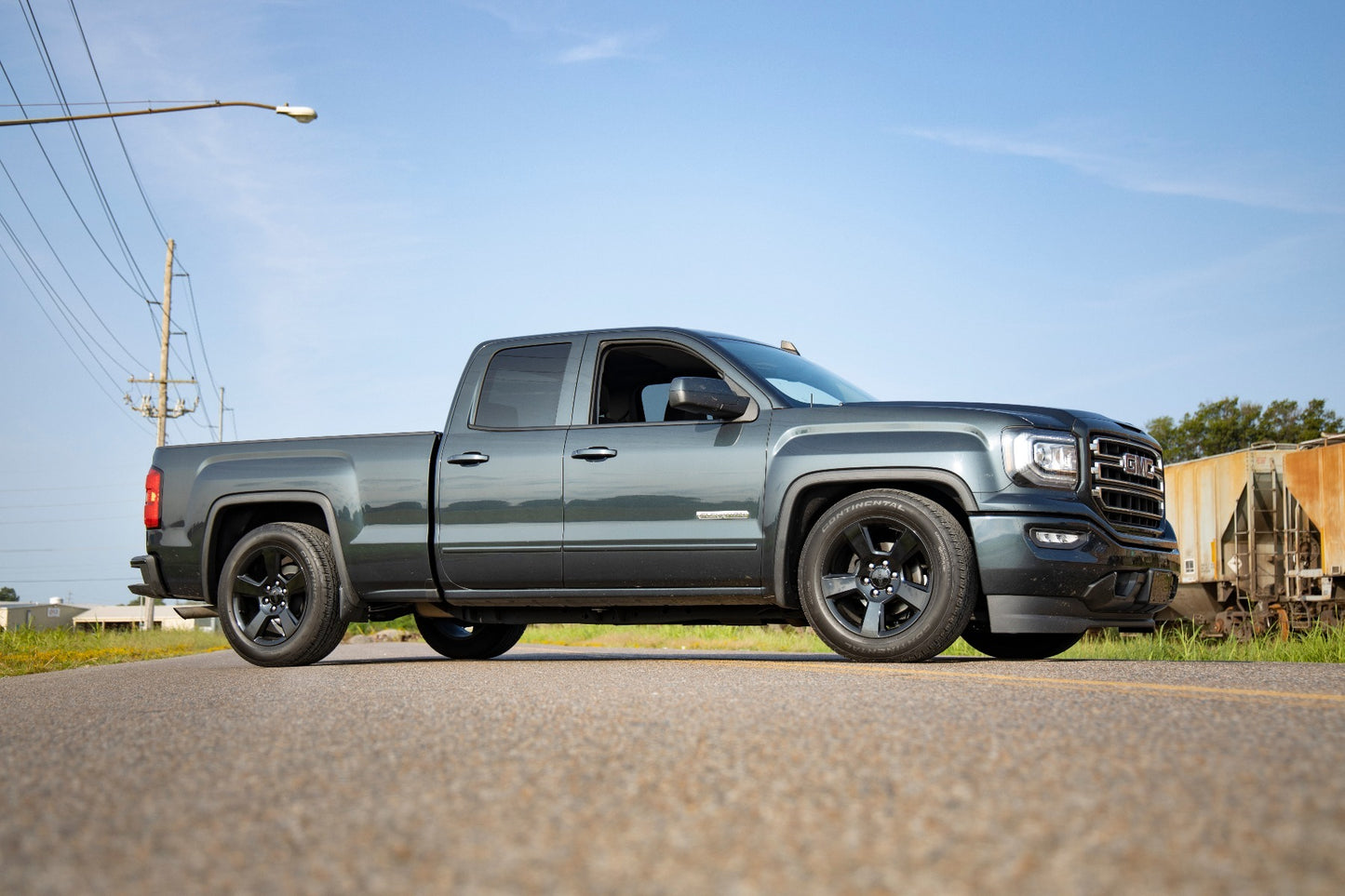 Fits Chevy 1500(14-18) 2" Lowering 4" Rear Lowering Alum/Stamped Knuckle 71630