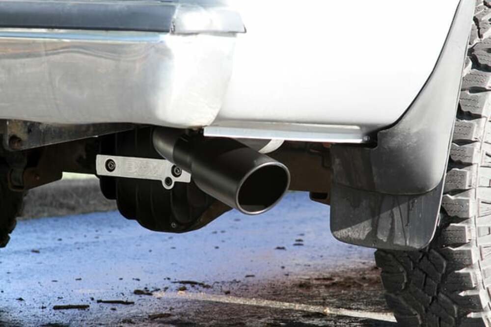 Flowmaster FlowFX Cat-Back Exhaust System - 717947