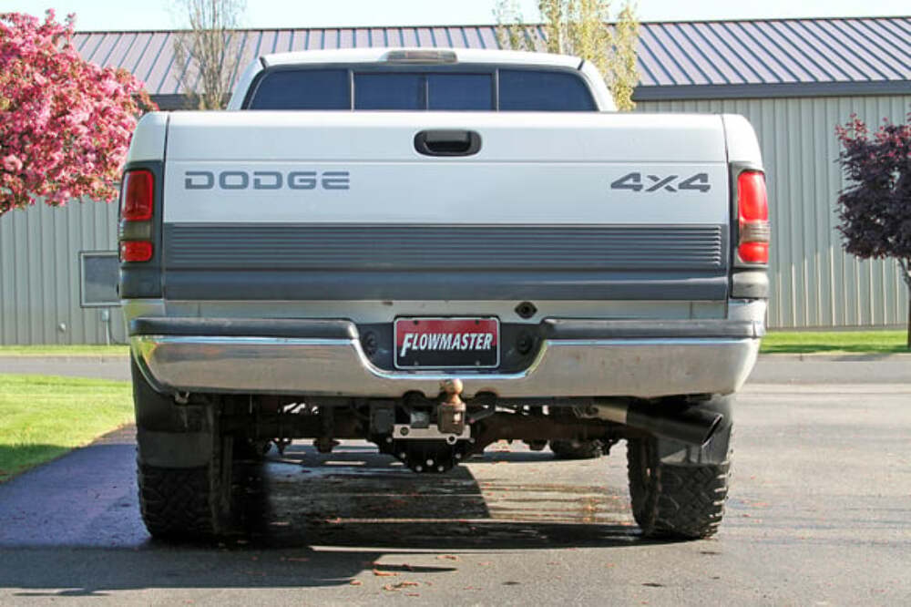 Flowmaster FlowFX Cat-Back Exhaust System - 717947
