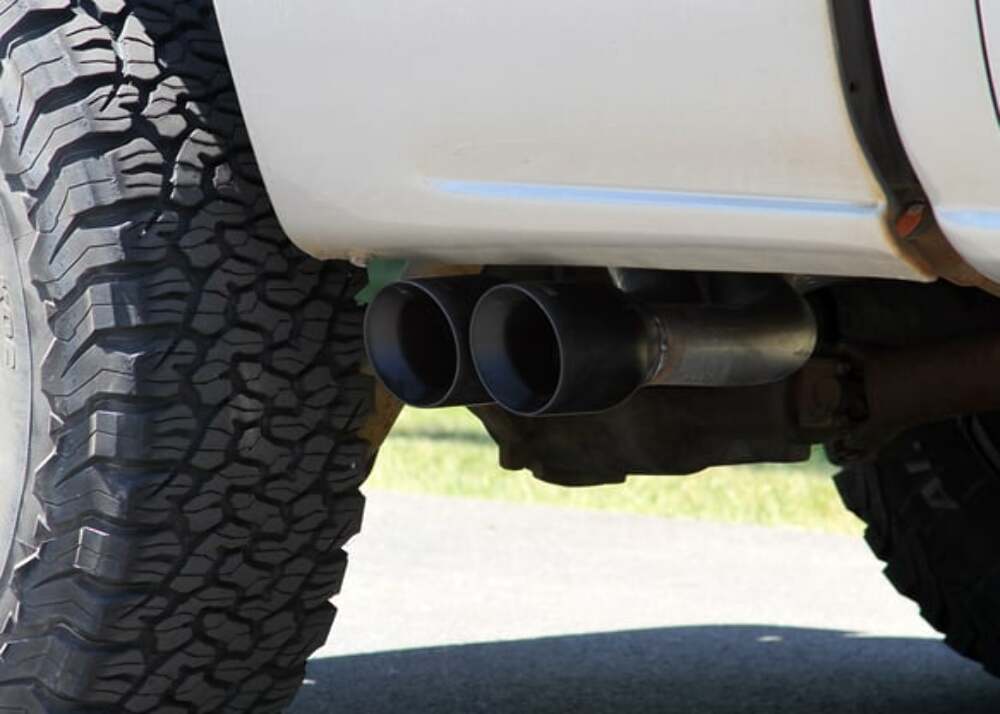 Fits 1999-06 Gm 1500 4.3/4.8/5.3L Dual Same Side Out Exit, Exhaust System-717990