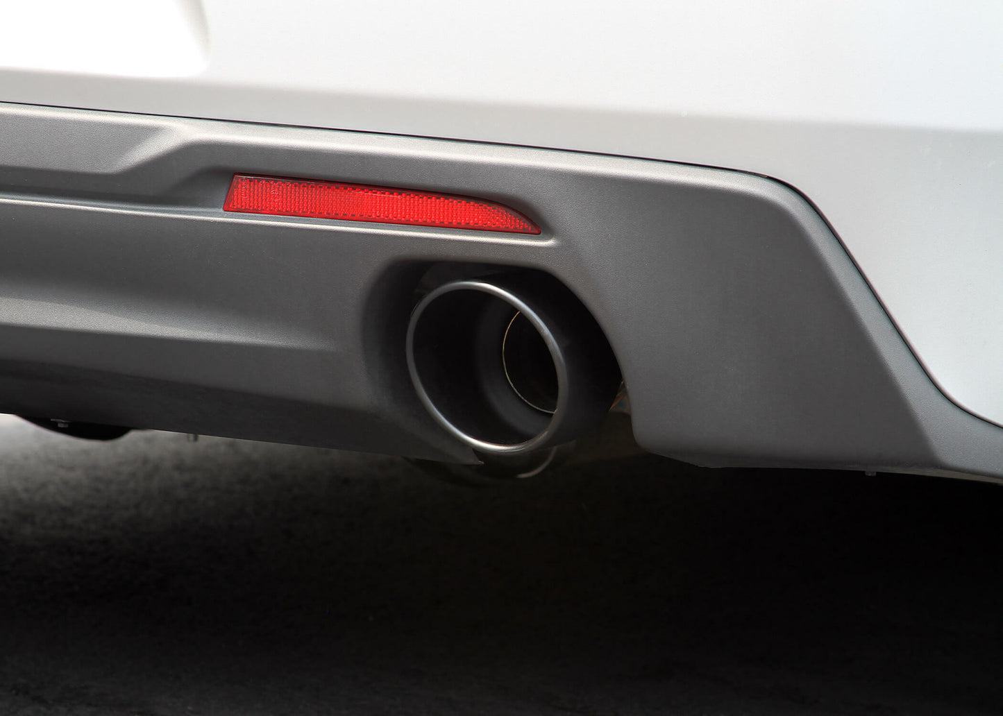 Fits Chevy Camaro 2016-2022 Axle Back Exhaust Pipe System Flowmaster 3.0 717992