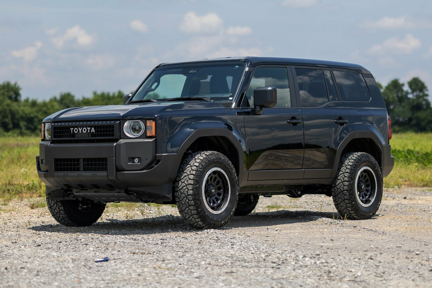 Fits Toyota Land Cruiser 4WD (2024) 1 Inch Leveling Kit; 72900_A