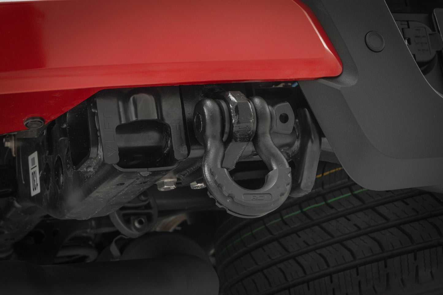 Fits Toyota Tacoma 2WD/4WD (2024) Rear Shackle Kit; D-Ring Combo; 73117