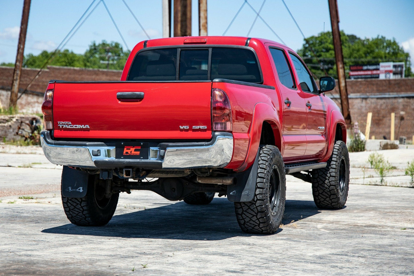 Fits Toyota Tacoma 4WD (2005-2023) 3.5 Inch Lift Kit; UCA; N3 Struts; 74231