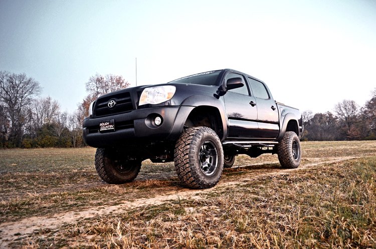 Fits Toyota Tacoma 2WD/4WD (2005-2015) 4 Inch Lift Kit; 746.2