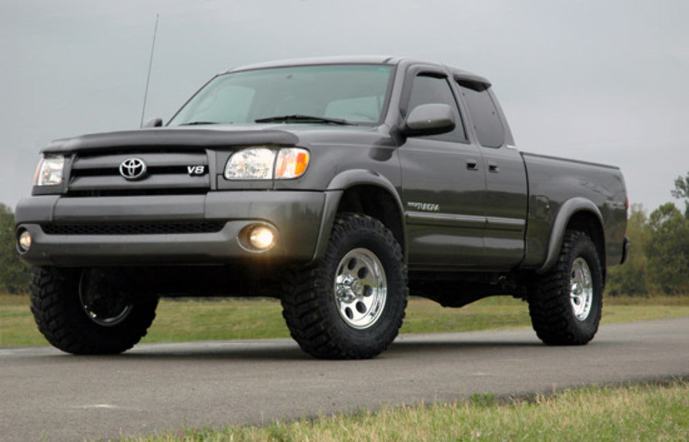 Fits Toyota Tundra 4WD (2000-2006) 2.5 Inch Lift Kit; N3 Struts; 75031
