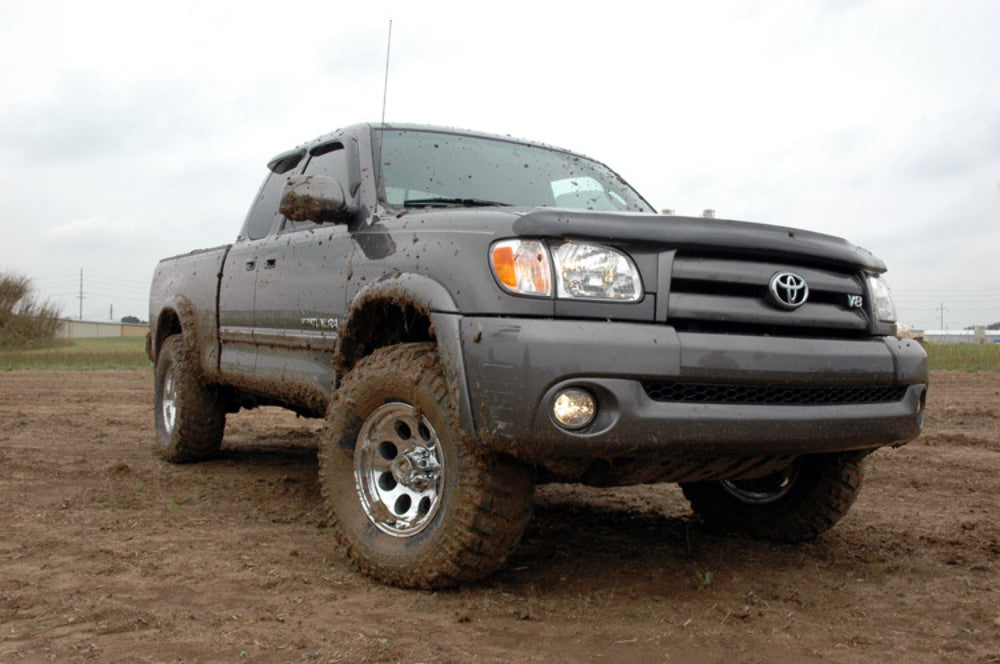 Fits Toyota Tundra 4WD (2000-2006) 2.5 Inch Lift Kit; N3 Struts; 75031