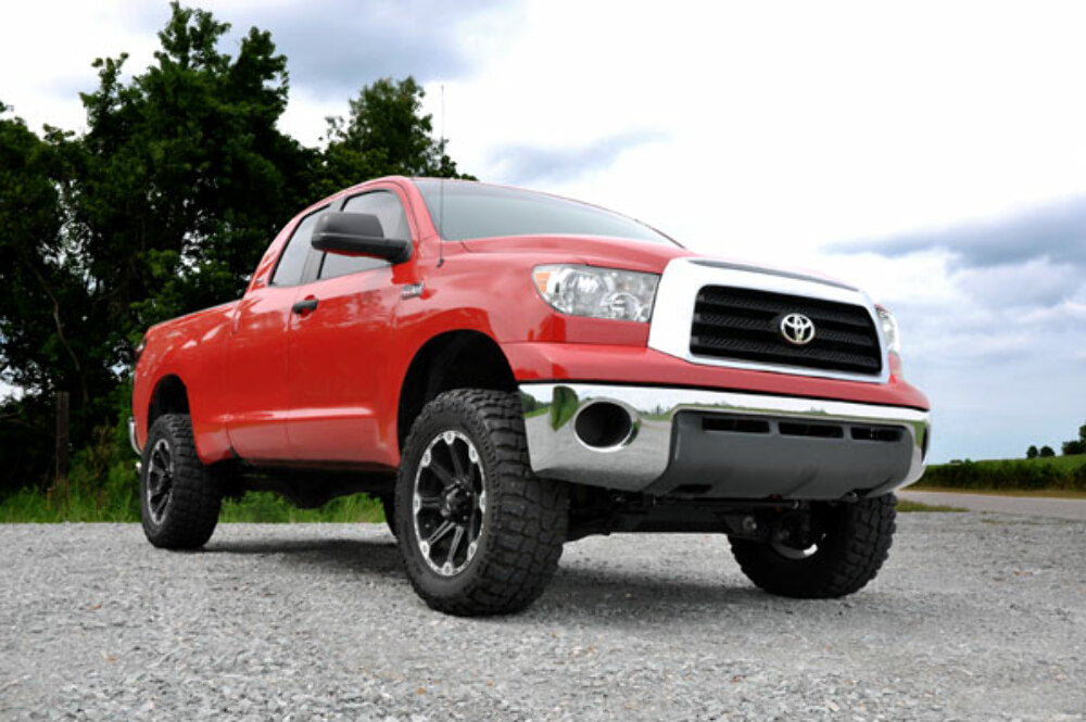 Fits Toyota Tundra 4WD (2007-2015) 4.5 Inch Lift Kit; N3 Struts; 75331