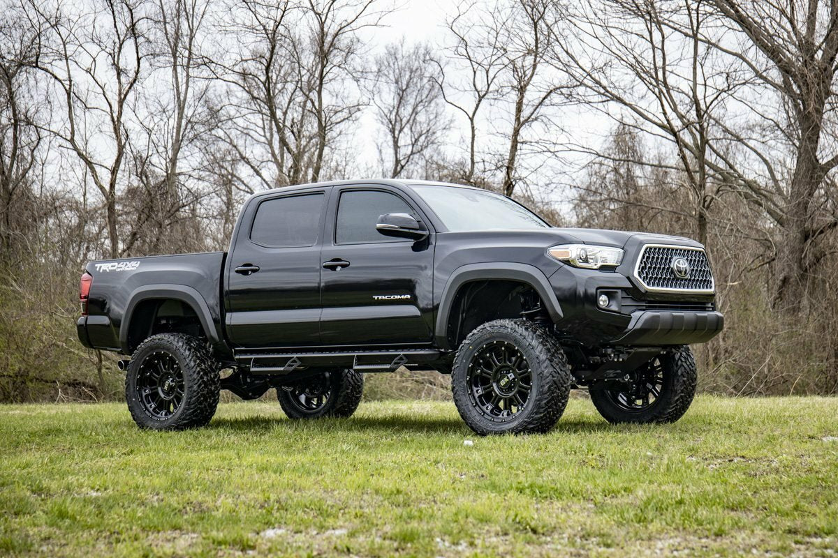 Fits Toyota Tacoma 2WD/4WD (2016-2023) 6 Inch Lift Kit; 75820