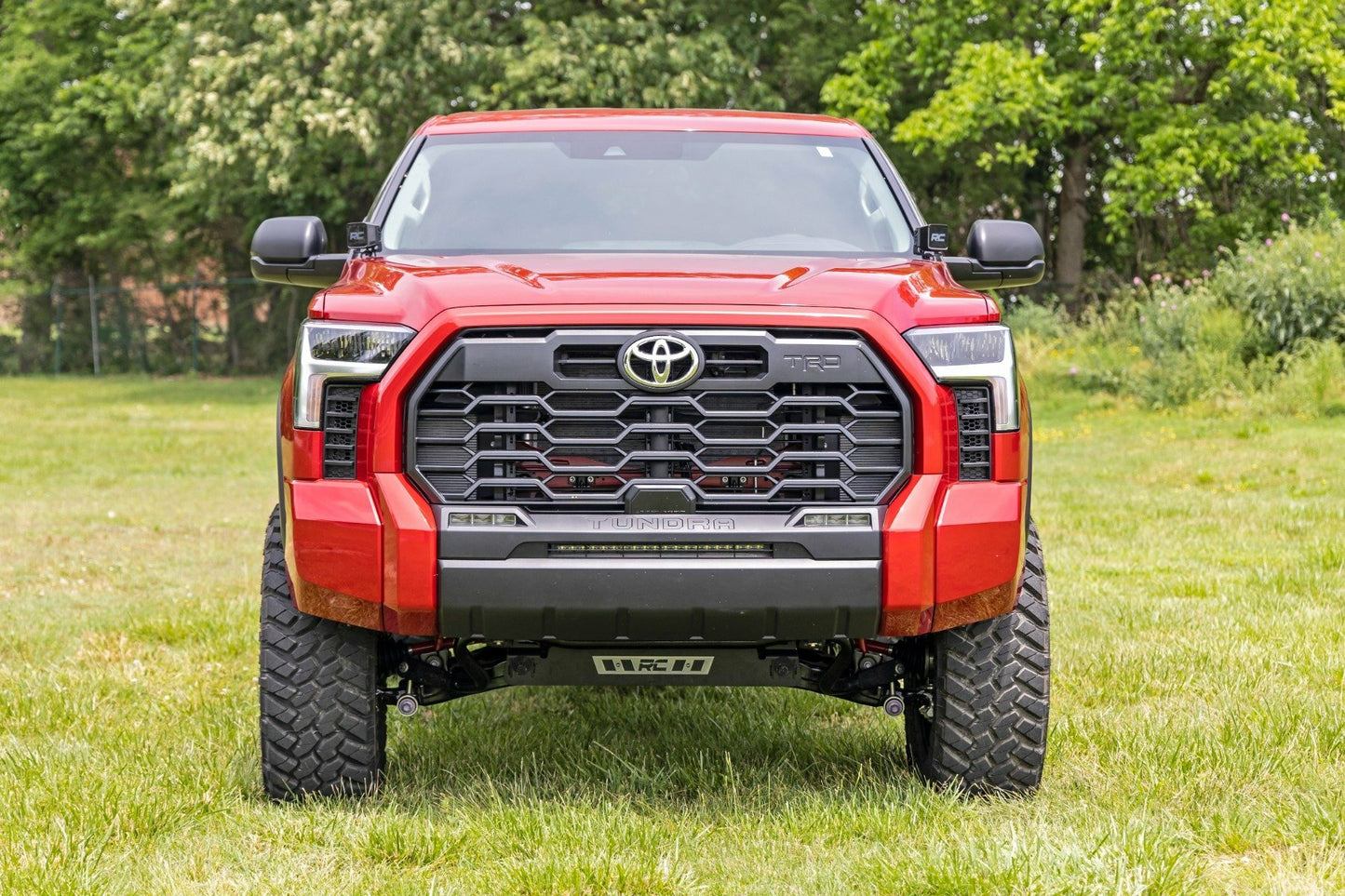 Fits Toyota Tundra 2WD/4WD (2022-2024) 6 Inch Lift Kit; 75900_A