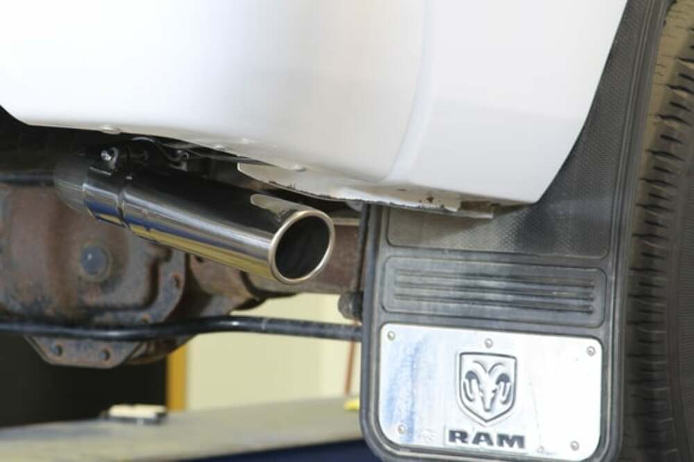 2009-2018 Dodge Ram 1500 Cat-back Exhaust System Flowmaster American Thunder 817490