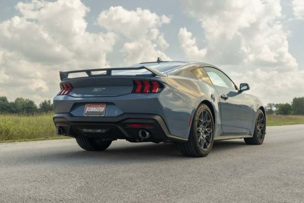 Fits 2024 Ford Mustang GT 5L, Flowmaster Axle-Back Exhaust System 818162