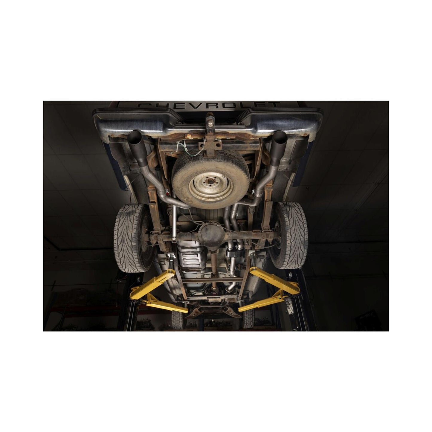 Fits 1994-1995 GM 1500/2500 LD Trucks w/ 5.0/5.7-Liter, dual rear/side exit,