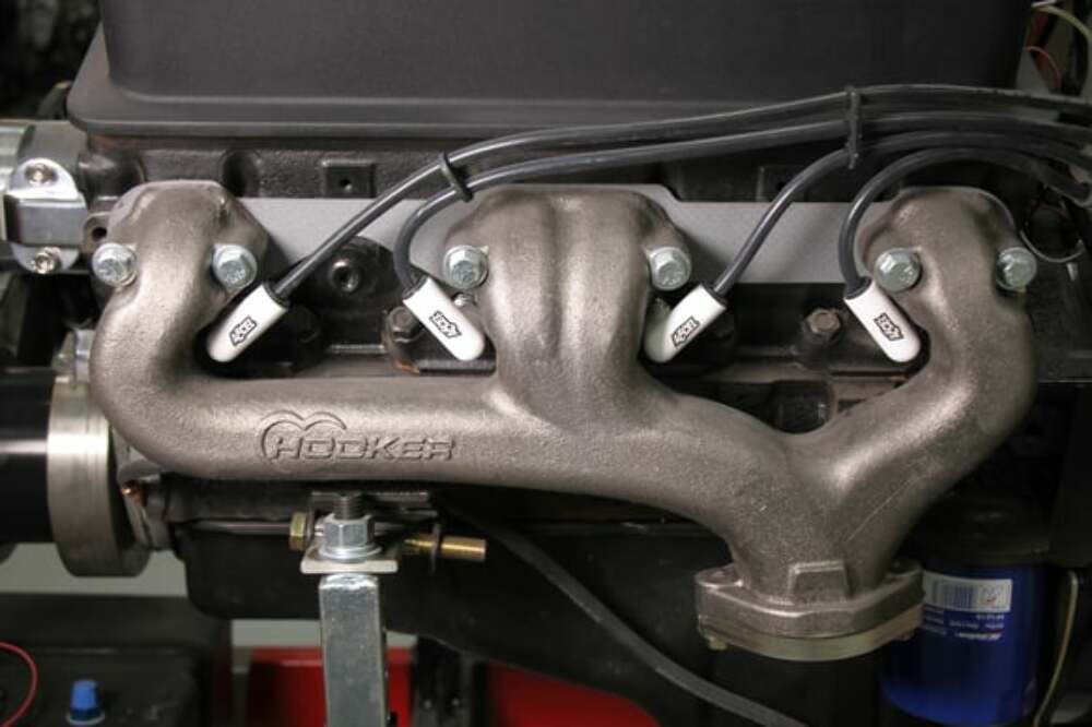 Fits Small Block Chevy,2.5" collector-Silver Ceramic, Exhaust Manifold 8525-1HKR