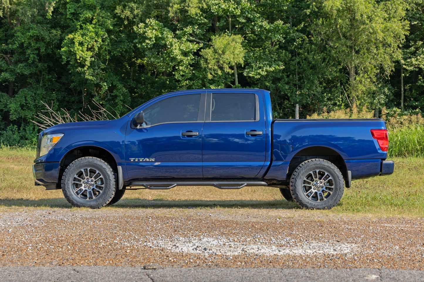 Fits Nissan Titan 4WD (2022-2024) 2 Inch Leveling Kit; 861