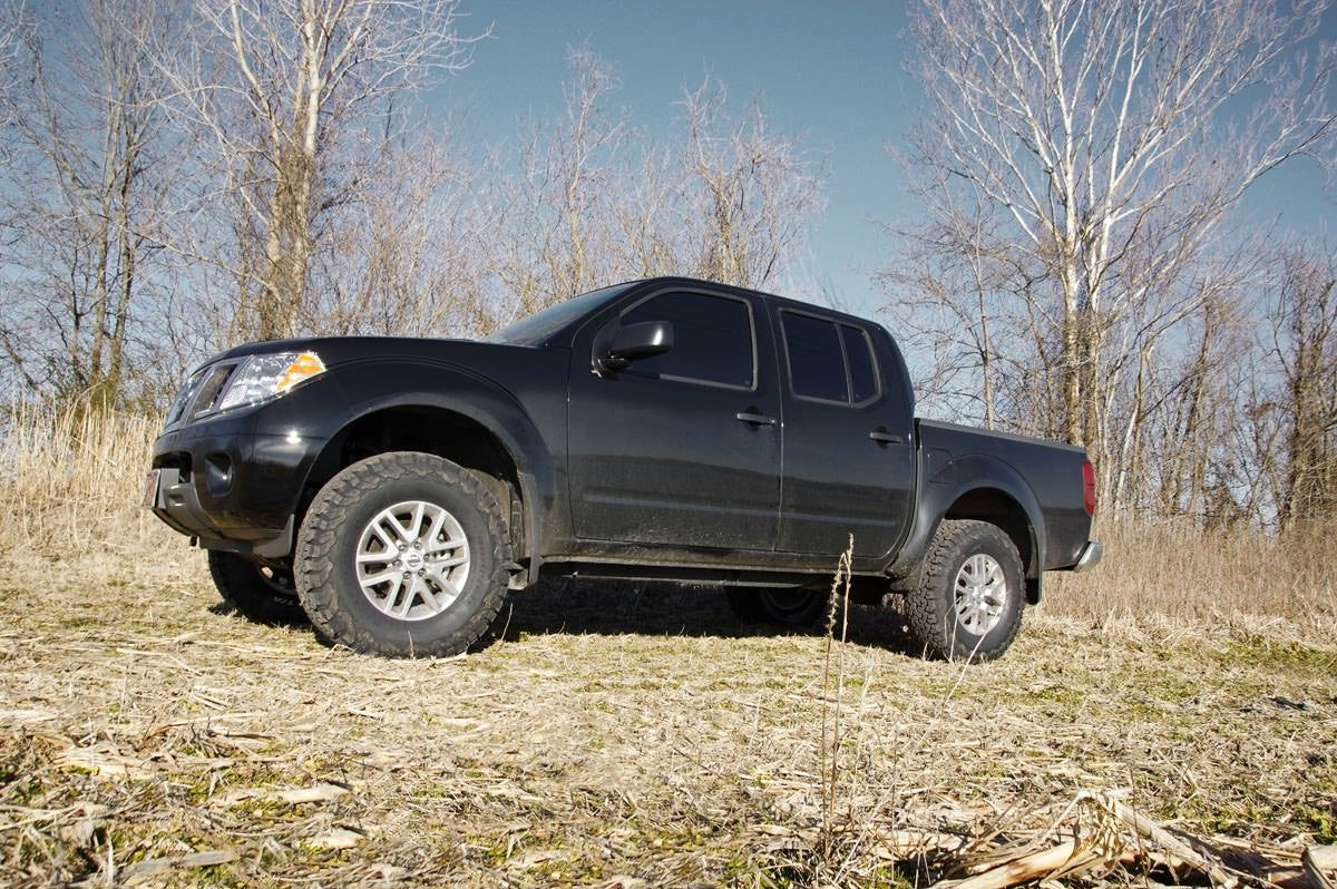 Fits Nissan Frontier (05-24)/Xterra (05-15) 2WD/4WD 2.5 Inch Lift Kit; 867
