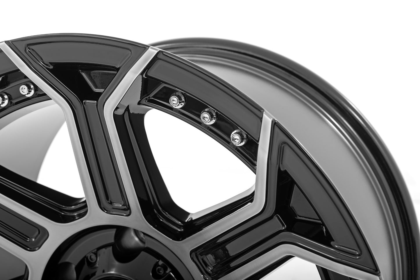 Rough Country 89 Series Wheel Black Machined Gun Metal 17x9 5x4.5 -12mm 89170913