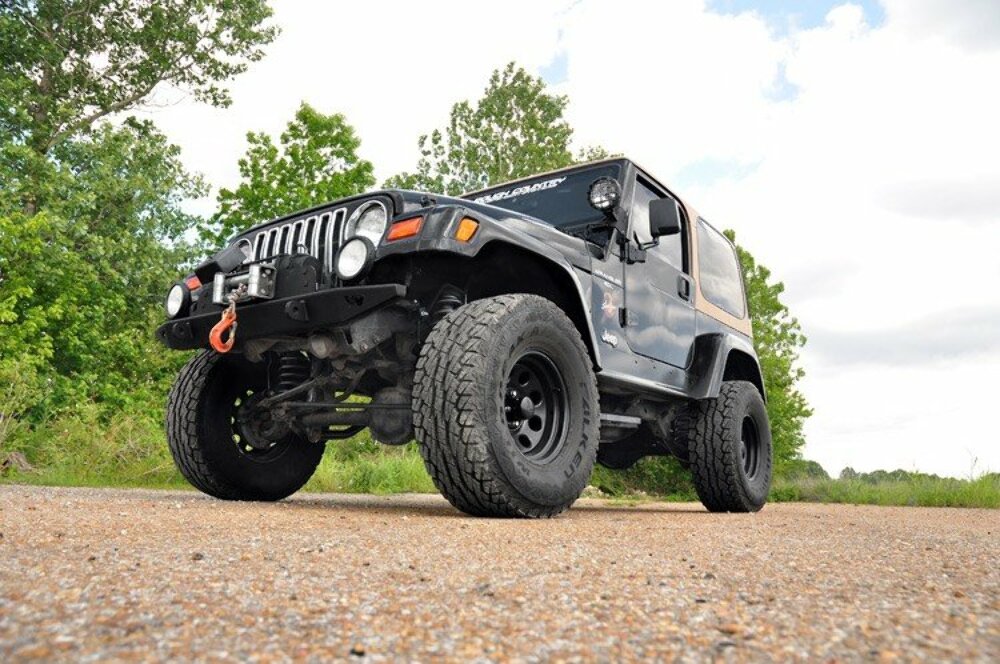 Fits Jeep Wrangler TJ 4WD (1997-2002) 4 Inch Lift Kit; 90630