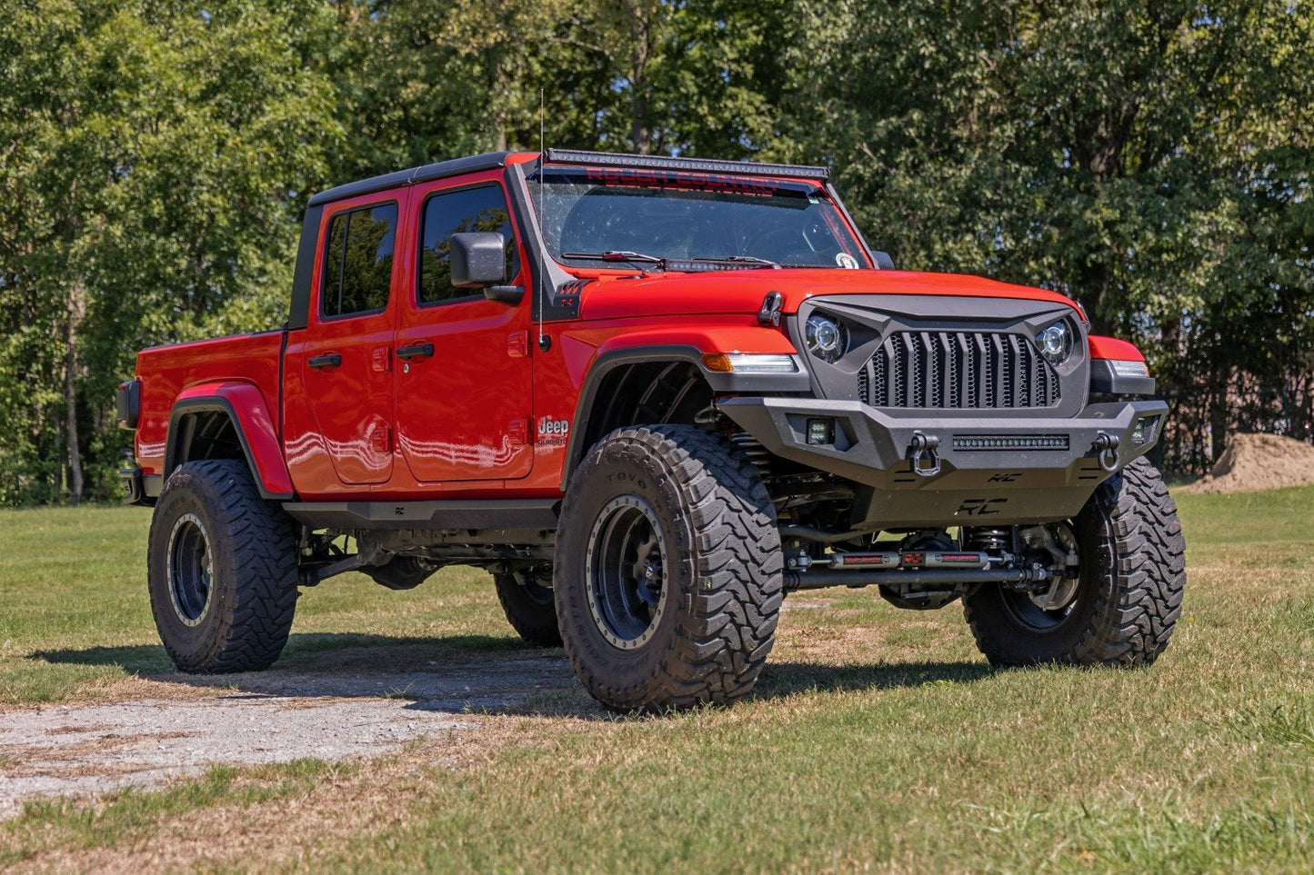 Fits Jeep Gladiator JT 4WD (2020-2024) Rock sliders; Heavy Duty; 90802