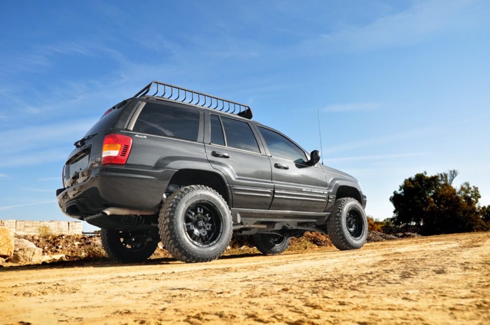 Fits Jeep Grand Cherokee WJ 4WD (1999-2004) 4 Inch Lift Kit; Long Arm; 90820