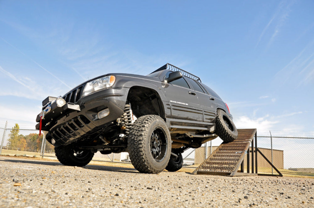 Fits Jeep Grand Cherokee WJ 4WD (1999-2004) 4 Inch Lift Kit; Long Arm; 90820