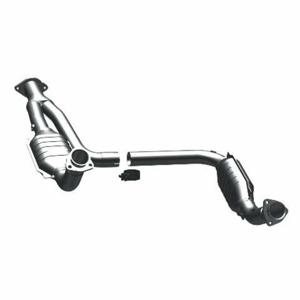 00-01Tahoe/Yukon V8 5.7L Direct-Fit Catalytic Converter 93603 Magnaflow