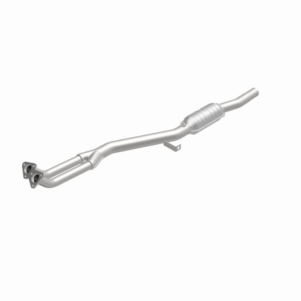 Catalytic Converter for Standard Grade Federal / EPA Compliant Direct-Fit Catalytic Converter MagnaFlow 93685