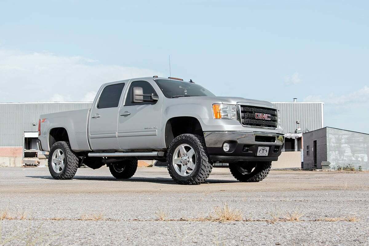 Fits Chevy/GMC 2500HD/3500HD (11-19) 3.5 Inch Lift Kit; V2; 95970