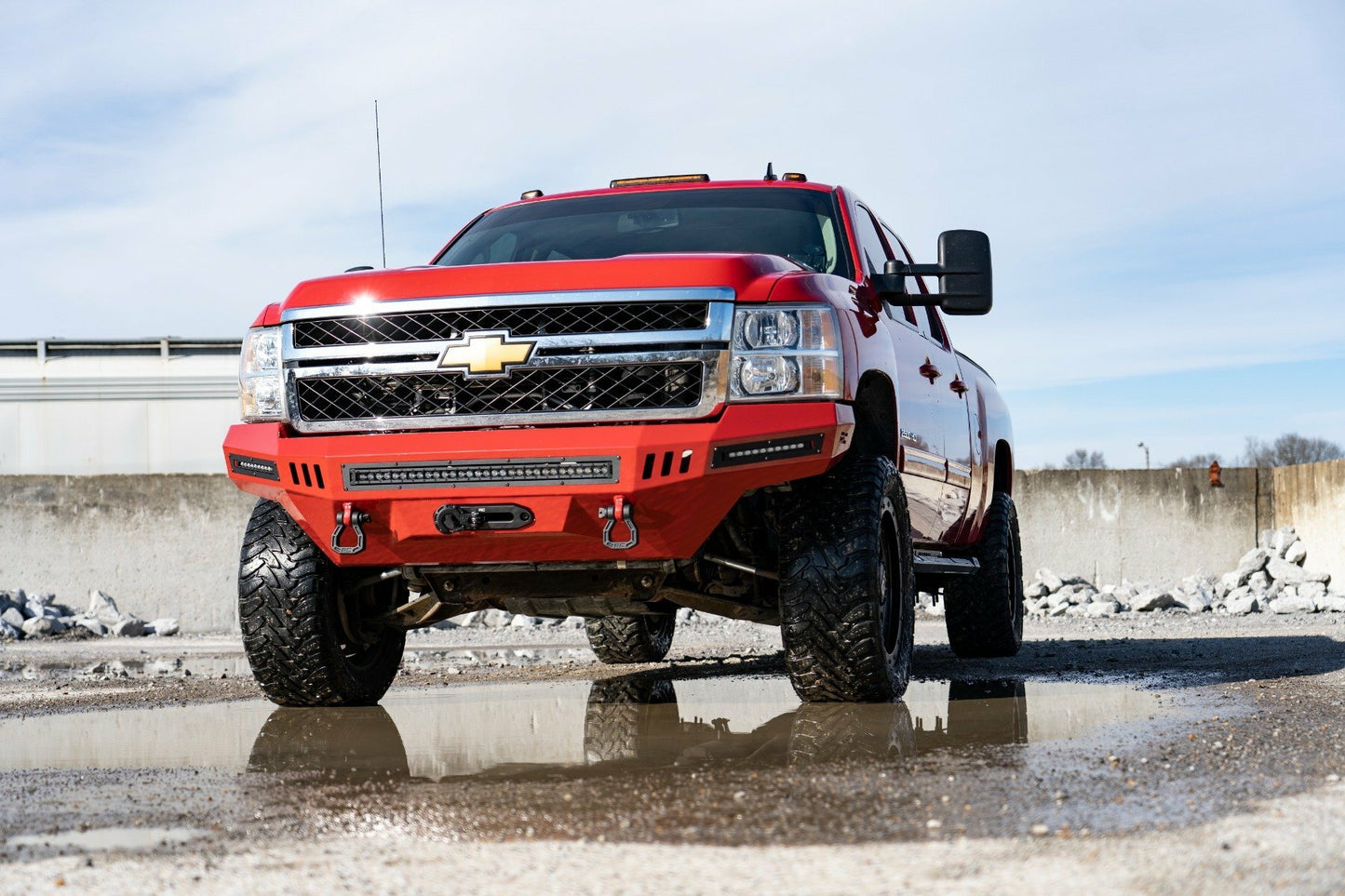 Fits Chevy 2500HD/3500HD(11-19) 3.5" Lift Knuckle Vertex w/ Overloads 97650RED