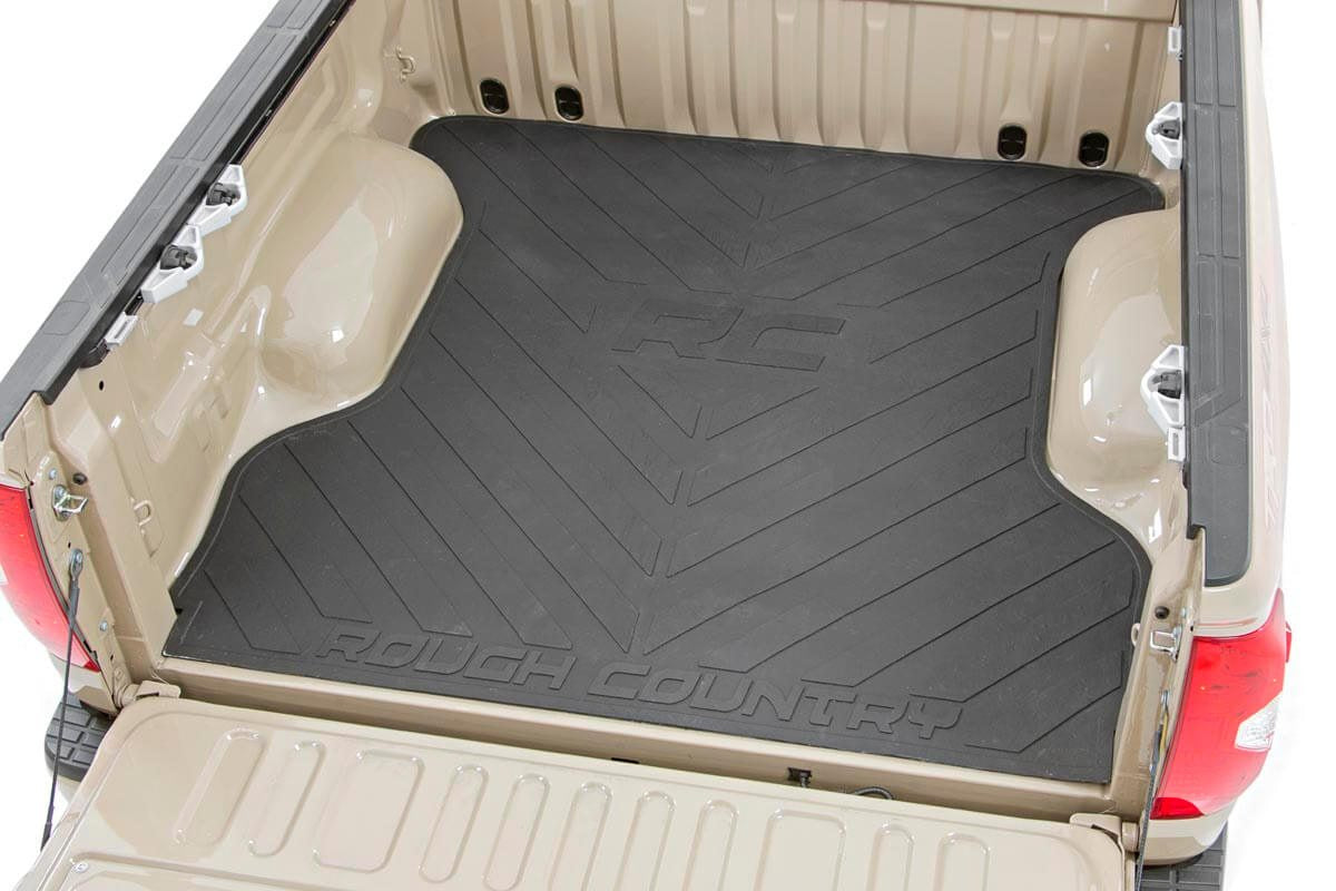 Fits Toyota Tundra 2WD/4WD (2007-2021) Bed Mat; 5'7" Bed; RC Logo; RCM681