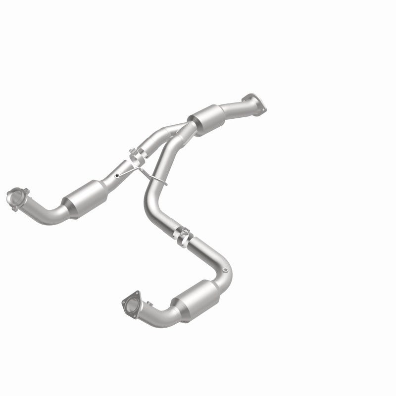 2012-16 Chevrolet Express 3500 Direct-Fit Catalytic Converter 5582113 Magnaflow - Catalytic Converters Car Part People