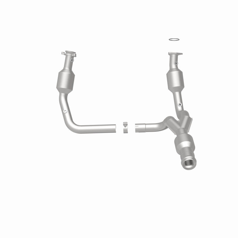 2015-2016 Cadillac Escalade 6.2L DirectFit Catalytic Converter 5582617 Magnaflow - Catalytic Converters Car Part People