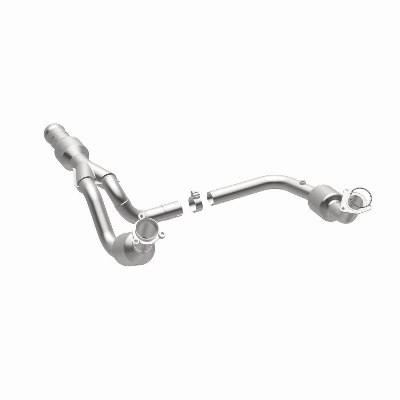 2011-2015 GMC Yukon 6.2L Direct-Fit Catalytic Converter 5582616 Magnaflow