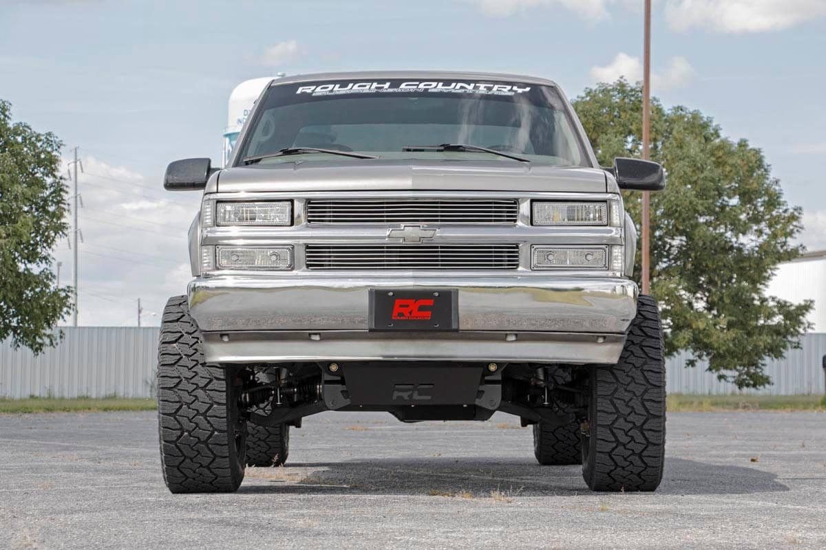 Rough Country 6 Inch Lift Kit - 8-Lug - V2 - Chevy 3/4-Ton Suburban/C2500/K2500 Truck/C3500/K3500 Truck (88-00) - 16170