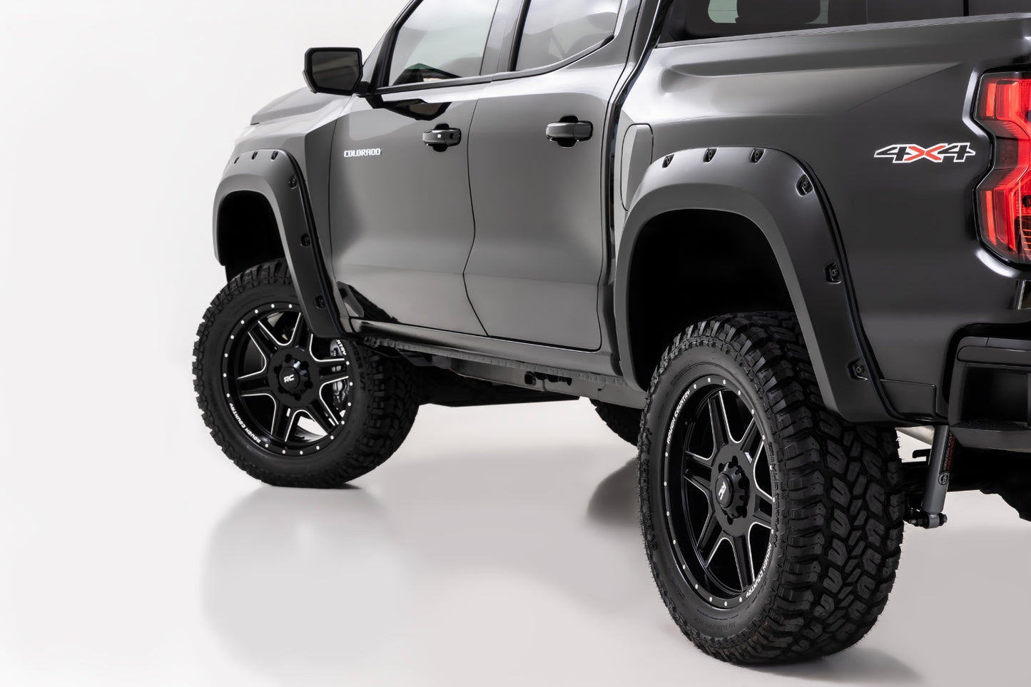 Fits Chevy Colorado 2WD/4WD (2023-2024) Pocket Fender Flares; F-C12311