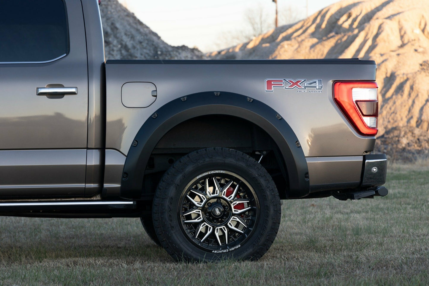 Fits Ford F-150 (2021-2024) Pocket Fender Flares JS Iconic Silver F-F20911B-JS